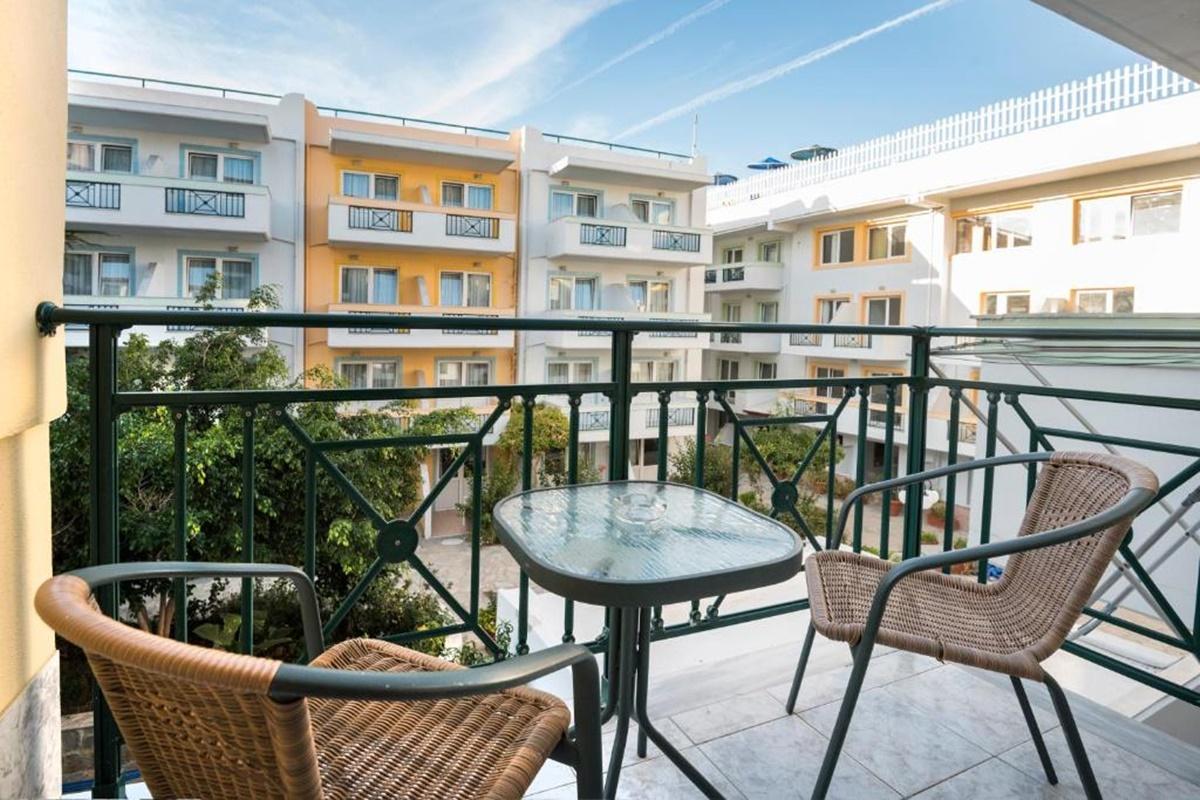 Gaia Palace Marmari  Exteriör bild